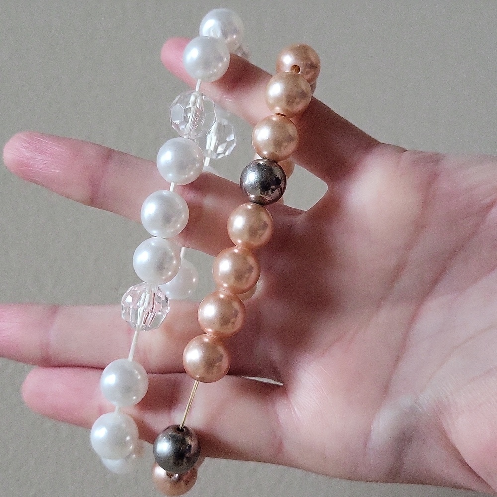 Vintage Set of Two Faux Pearl Stretch Bracelets! - Picture 4 of 5